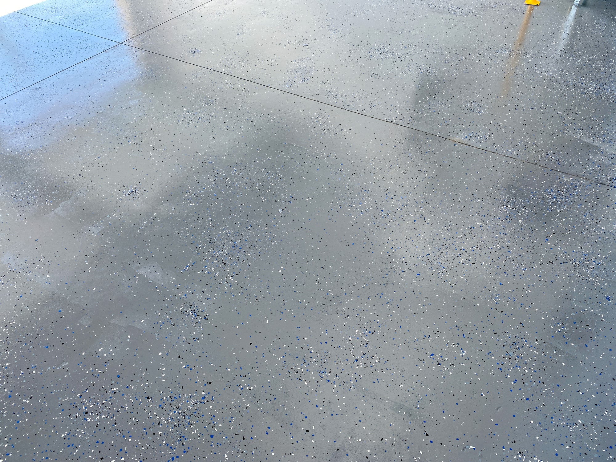 Decorative Epoxy Resin Color Chips Flakes for Garage Floor Coating 0.5-5Kg